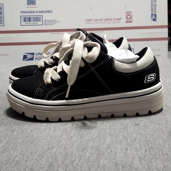 Vintage Y2K SKECHERS Chunky Puffy Platform Lug Sole Black Canvas Sneakers Shoes - Picture 3 of 17